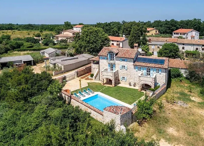 Villa Lamija